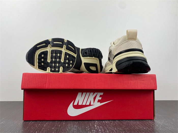 Brother Sam Yupoo Reliable NIKEV2K Runtekk 3XL  FD0736- 5296