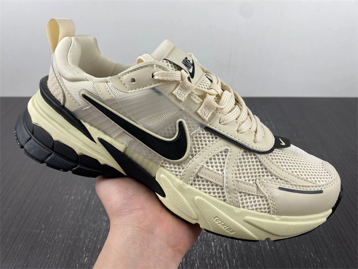 Brother Sam Yupoo Reliable NIKEV2K Runtekk 3XL  FD0736- 5296