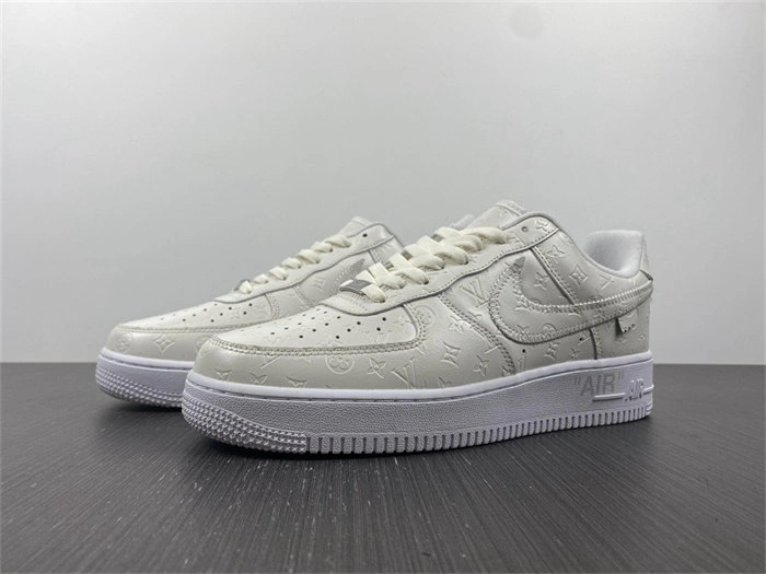 Hot Lightweight Nike Air Force 1 LV Low Cream White Black 5149