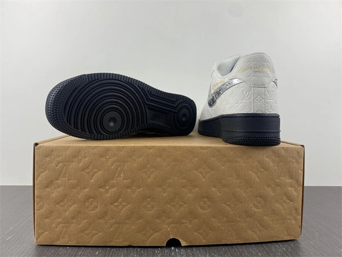 Bmlin shoes Nike Air Force 1 White Black Practical 5144