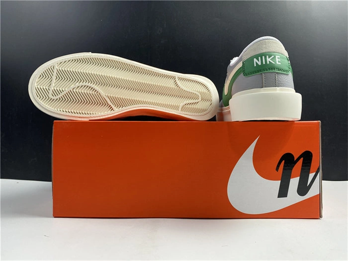 Bmlin shoes FashionForward Nike Blazer Low Sacai BV0076- 5241