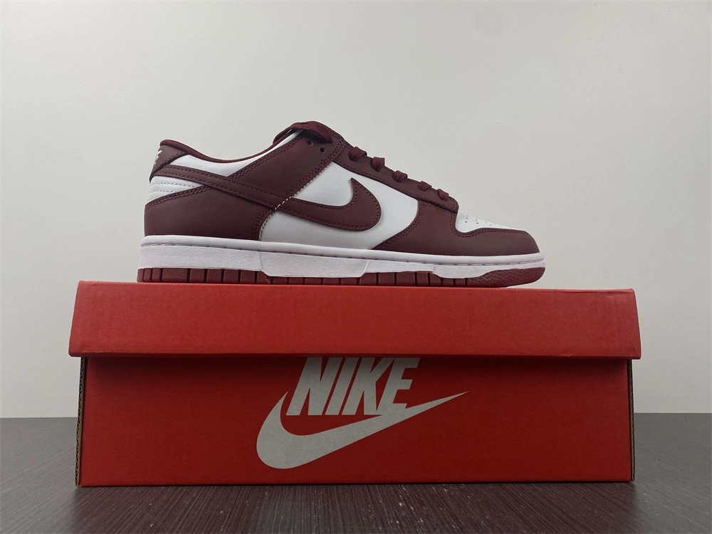 Cheap Seasonal Nike Dunk Low Bordeaux DD1503- 4579