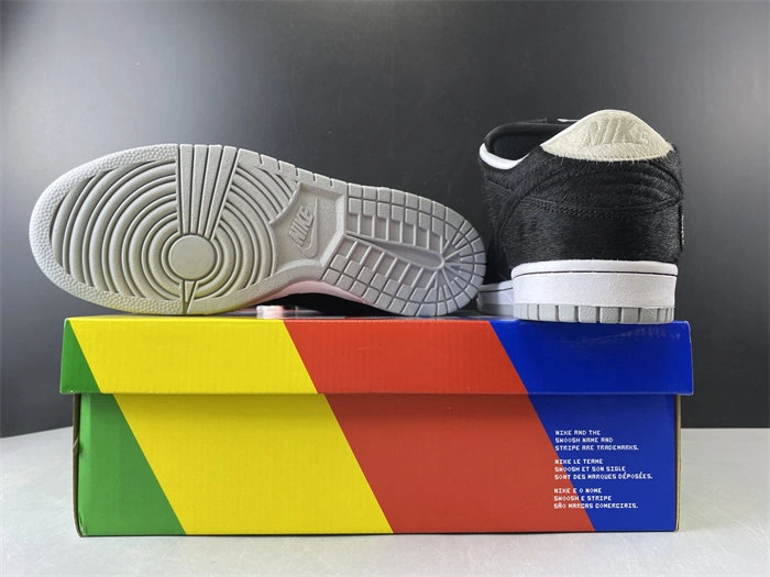 HYPE Durable Nike SB Dunk Low Medicom Toy CZ5127 4877