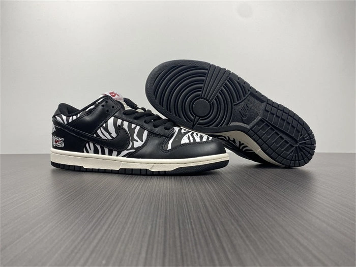 Tony Luxuries TopPick Nike SB Dunk Low OG QS Quartersnacks Zebra DM3510- 4728