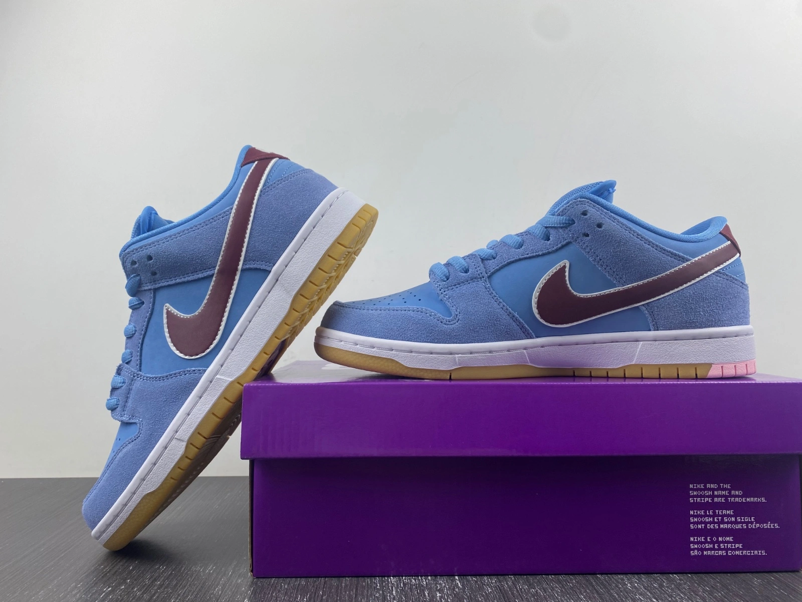 Cheap Nike SB Dunk Low Philadelphia Phillies DQ4040- AllSeason 4599