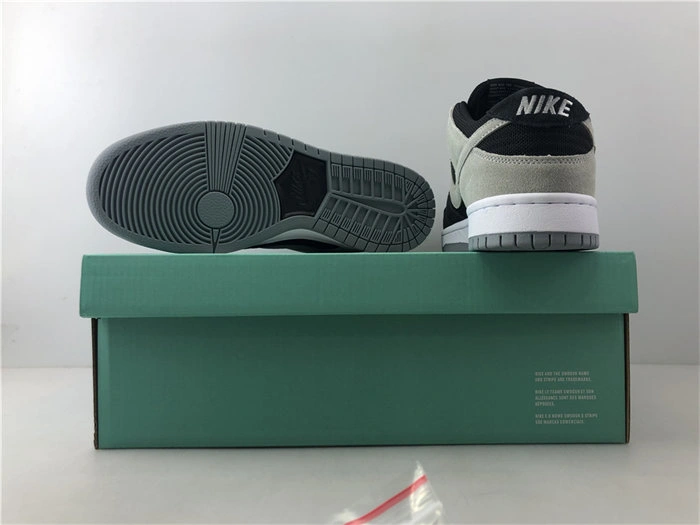 Cheap Stretchable Nike SB Zoom Dunk Low Pro Black Wolf Grey White 854866- 4941