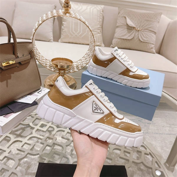 One Kick PRADA TopPick 3209