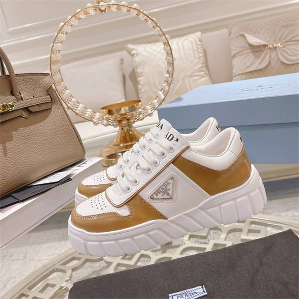 One Kick PRADA TopPick 3209