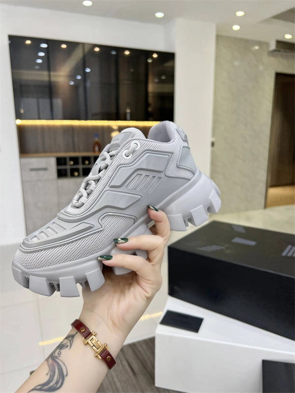 One Kick Sporty PRADA 3228