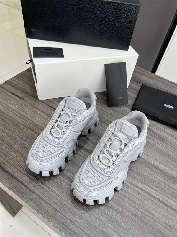 One Kick Sporty PRADA 3228
