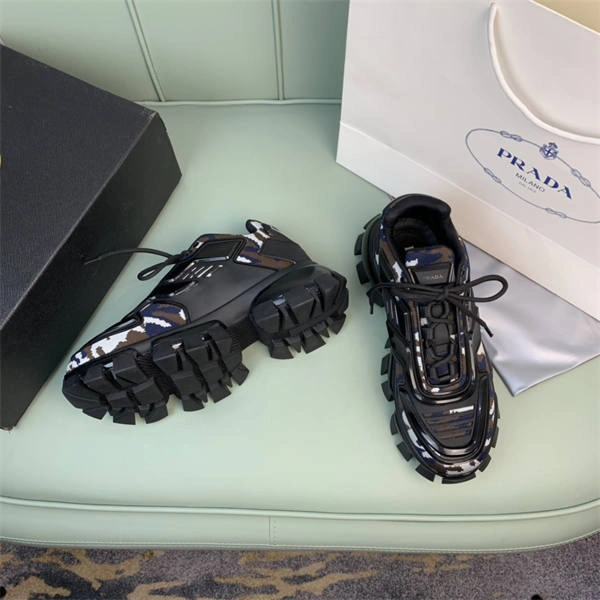 PRADA Bold 3233