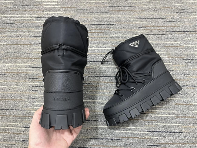 Rep Husky Elegant Prada Boot 3244