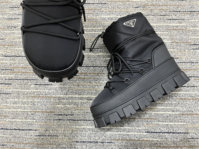 Rep Husky Elegant Prada Boot 3244