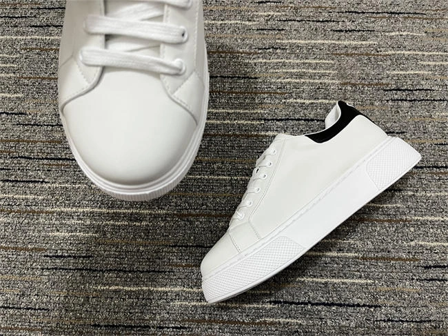 Aaa replica bags EasyMatch Prada Leather Sneaker 3318