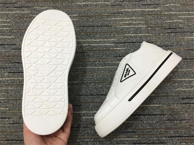 Rep Husky Prada Leather Sneaker Premium 3323