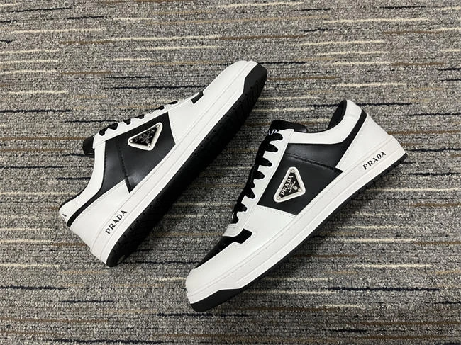 Rep Husky Prada Leather Sneaker Fashionable 3307