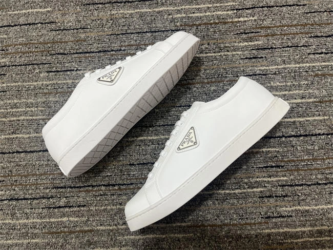 Aaa replica Prada Leather Sneaker Fashionable 3312