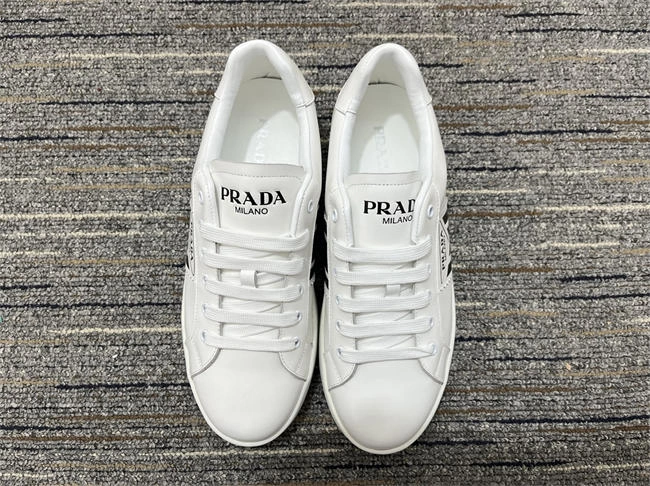 Firstbag ru Prada Sneaker RelaxedFit 3374
