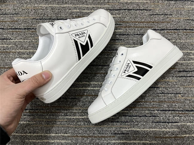 Firstbag ru Prada Sneaker RelaxedFit 3374