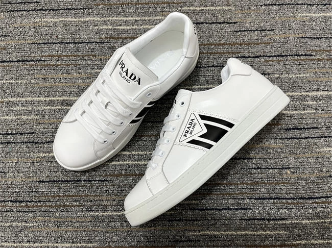 Firstbag ru Prada Sneaker RelaxedFit 3374