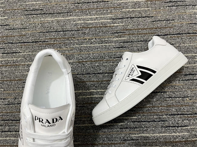 Firstbag ru Prada Sneaker RelaxedFit 3374