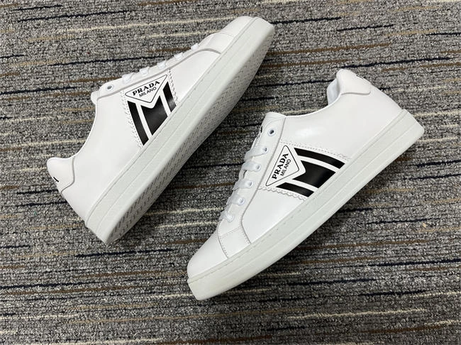 Firstbag ru Prada Sneaker RelaxedFit 3374