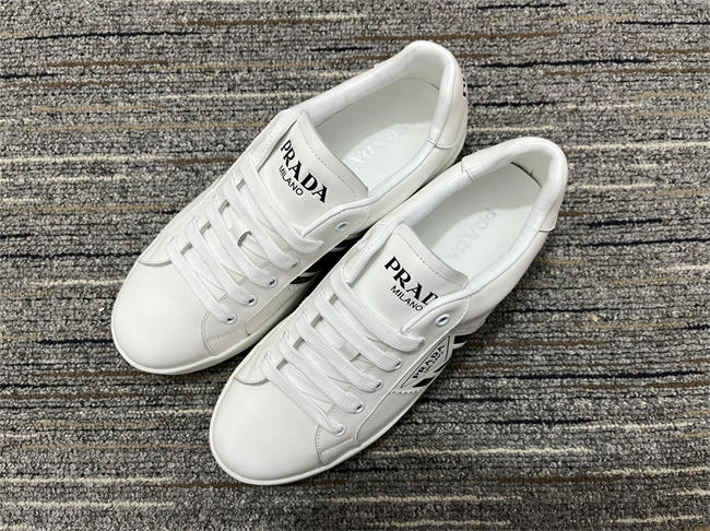 Firstbag ru Prada Sneaker RelaxedFit 3374