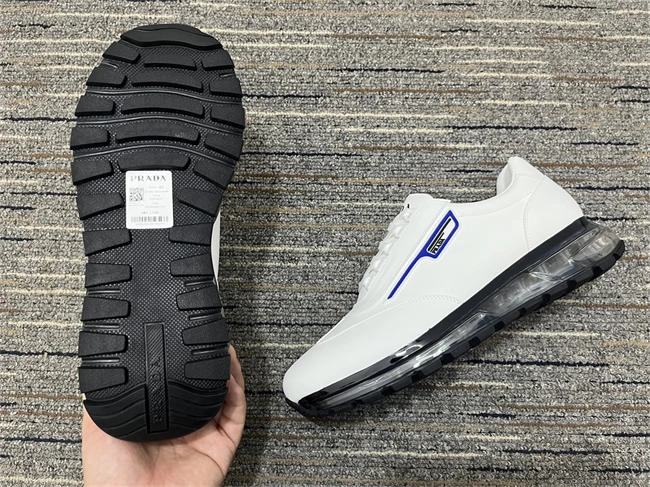 Cheap Seasonal Prada Sneaker 3390