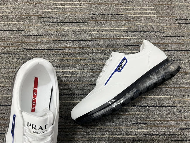 Cheap Seasonal Prada Sneaker 3390
