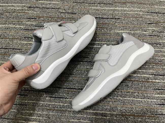 Cheap Practical Prada Sneaker 3360