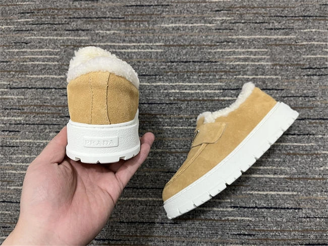One Kick RelaxedFit Prada Sneaker Women 3391