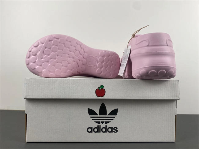 adidas Hello Kitty IG Lightweight 5920