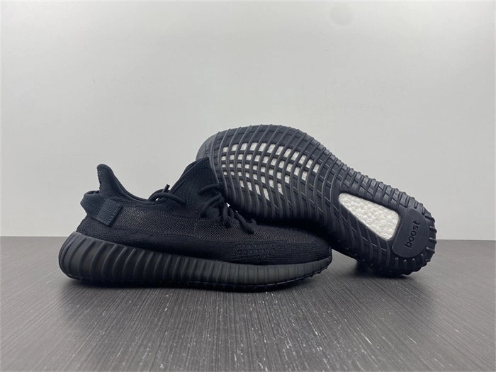 OdorResistant adidas Yeezy Boost 350 V2 Onyx HQ 5412