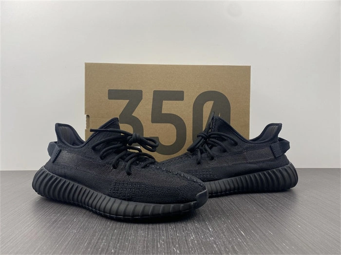 OdorResistant adidas Yeezy Boost 350 V2 Onyx HQ 5412