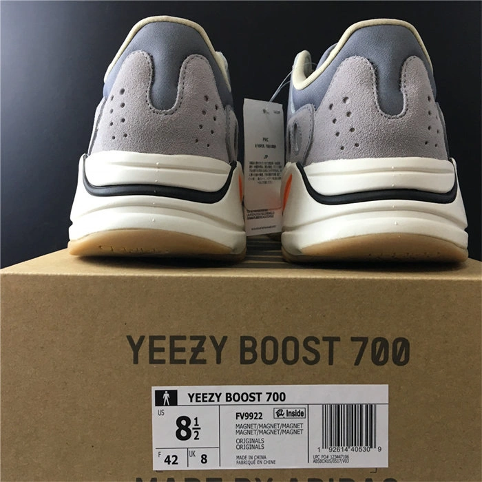 HYPE Soft adidas Yeezy Boost 700 Magnet Fv 5523