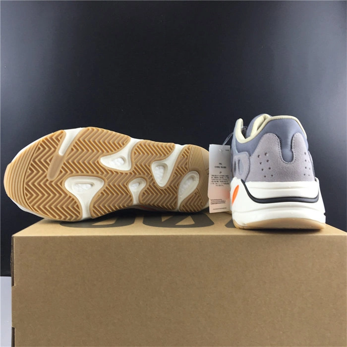 HYPE Soft adidas Yeezy Boost 700 Magnet Fv 5523