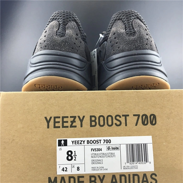 adidas Yeezy Boost 700 Utility Black FV Functional 5525