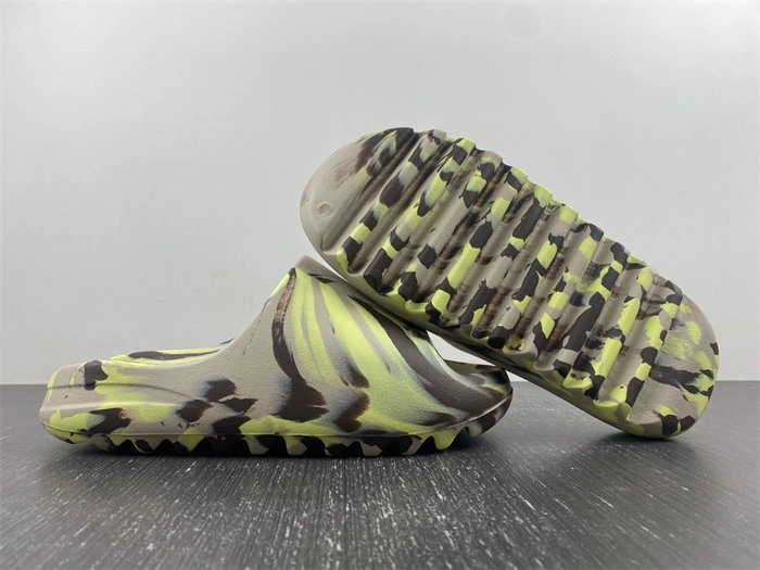 HYPE DailyWear adidas Yeezy Slide FZ 5390