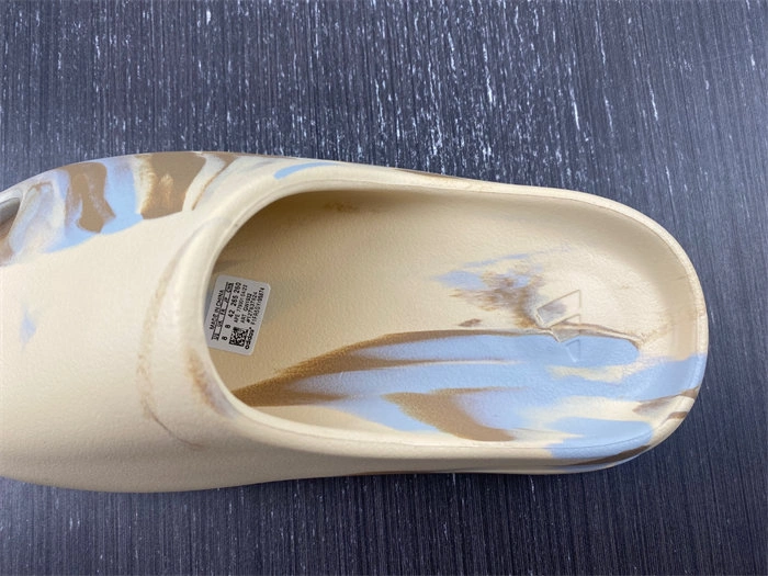 Sophisticated adidas Yeezy Slide GW 5391