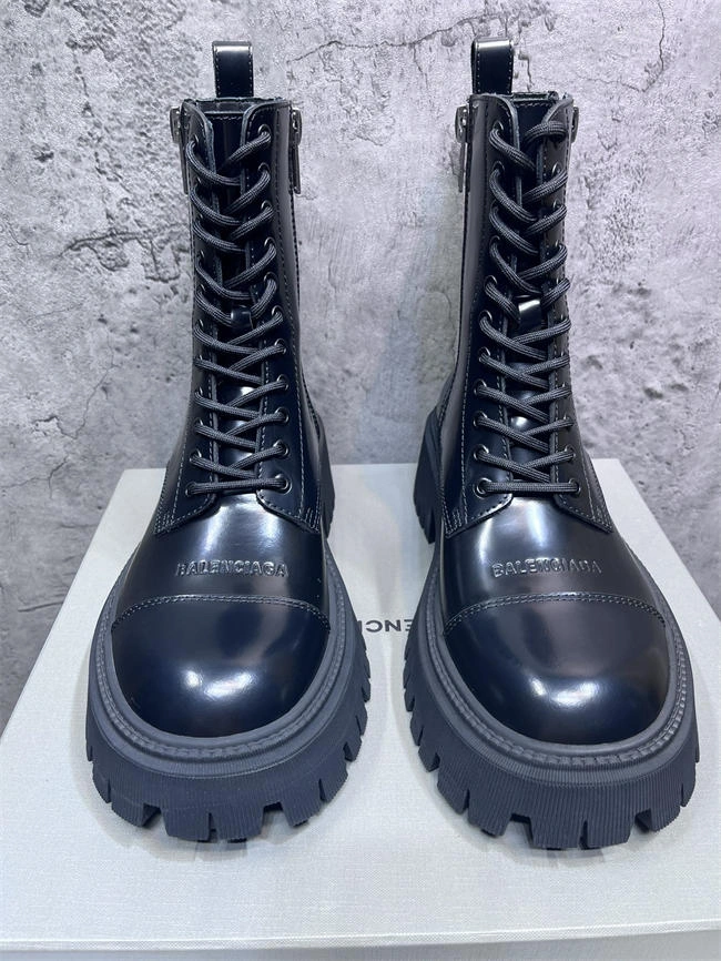 Lightweight blcg boot 4249