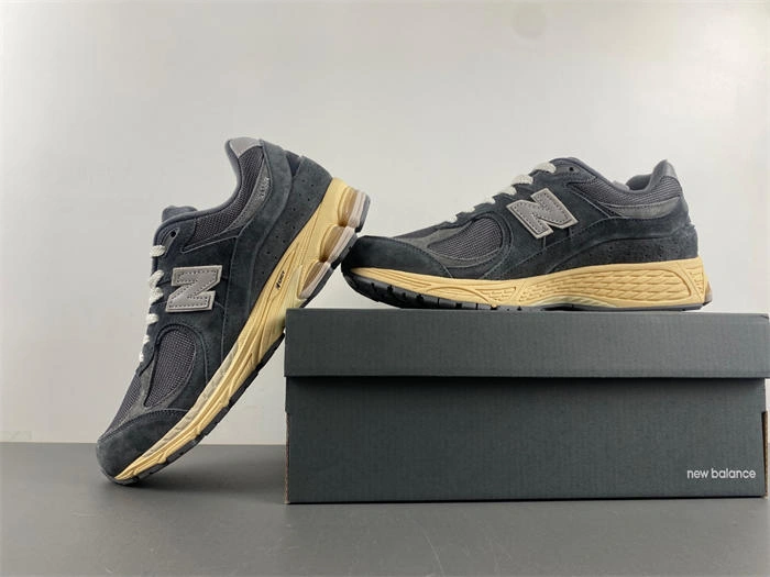Tony Luxuries Bright new balance NB M2002RHO 5830