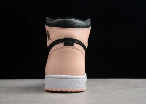 AIR JORDAN 1 RETRO HIGH BLACK CRIMSON TINT 555088-081