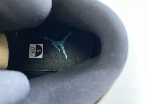 AIR JORDAN 13 Sneaker