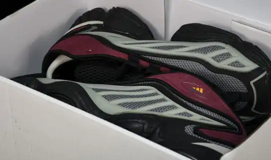 Adidas Yeezy 500  DARK GREY  SJ2908