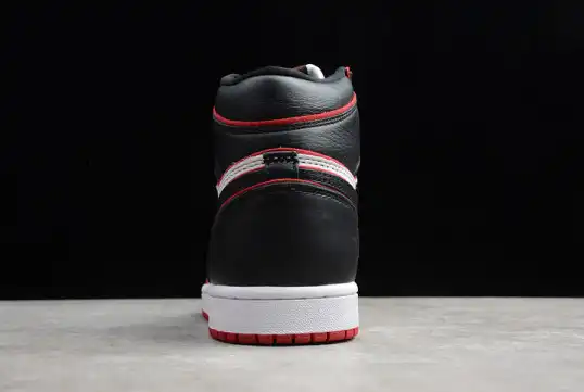 Air Jordan 1 Bloodline 555088-062