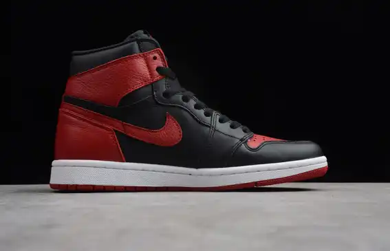 Air Jordan 1 Retro High OG Banned Bred Black Red  555088-001