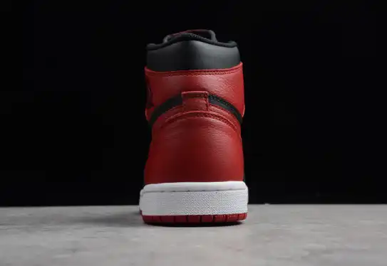 Air Jordan 1 Retro High OG Banned Bred Black Red  555088-001