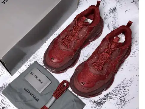 BLCG TRIPLE TRAINER ‘RED WINE‘ 544351 W09E1 1628