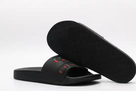 GUCC SANDALS