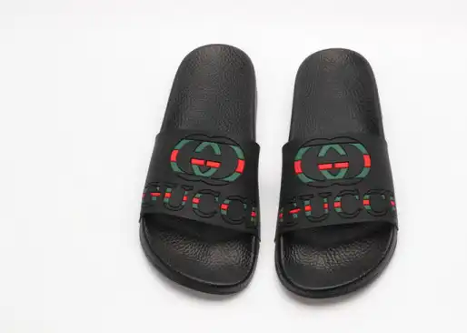 GUCC SANDALS